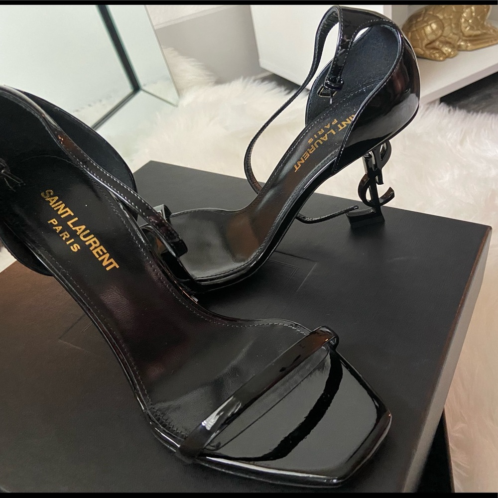 Saint Laurent Opyum Leather Sandals